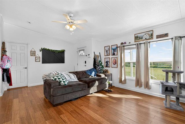 13724 NE Rogers Ln, Lawton, OK 73507