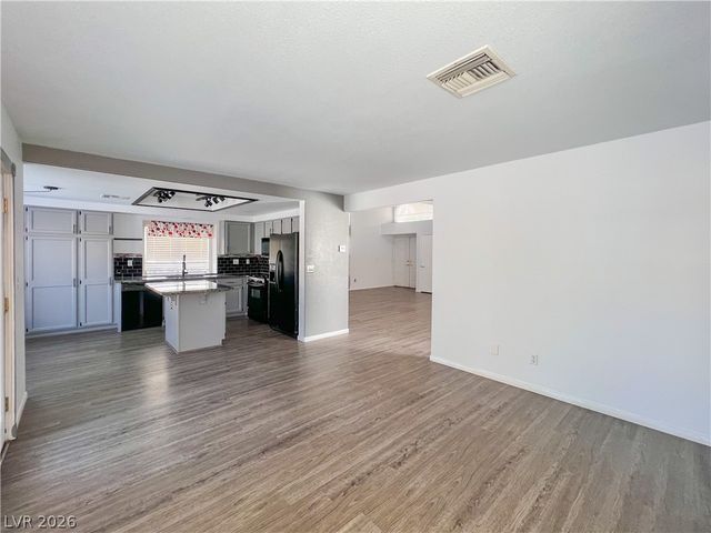 67 Sea Holly Way, Henderson, NV 89074