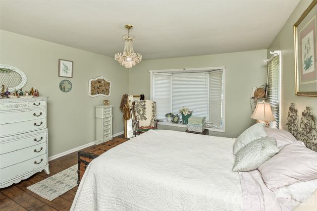 10 Applecross Road, Weaverville, NC 28787