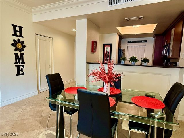 270 East Flamingo Road 106, Las Vegas, NV 89169