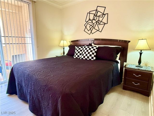 270 East Flamingo Road 106, Las Vegas, NV 89169