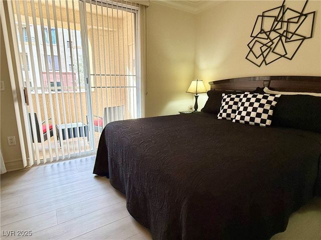 270 East Flamingo Road 106, Las Vegas, NV 89169