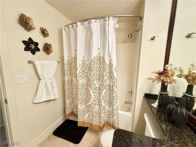 270 East Flamingo Road 106, Las Vegas, NV 89169