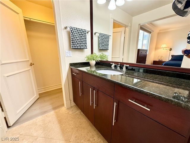 270 East Flamingo Road 106, Las Vegas, NV 89169