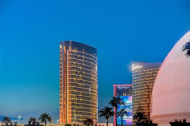 270 East Flamingo Road 106, Las Vegas, NV 89169