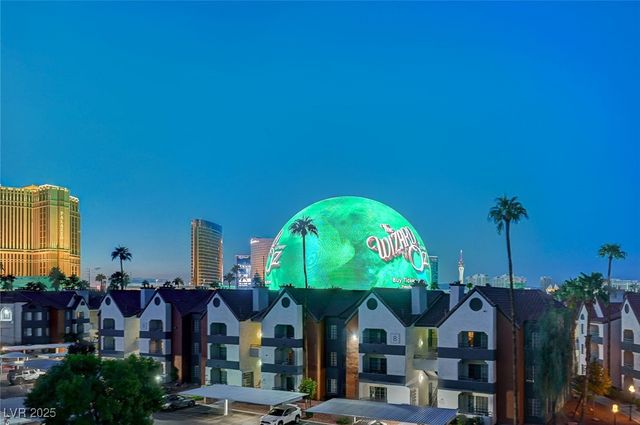 270 East Flamingo Road 106, Las Vegas, NV 89169