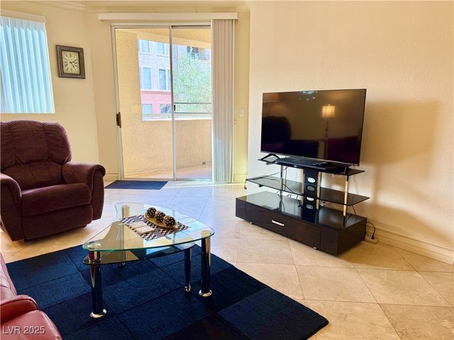 270 East Flamingo Road 106, Las Vegas, NV 89169