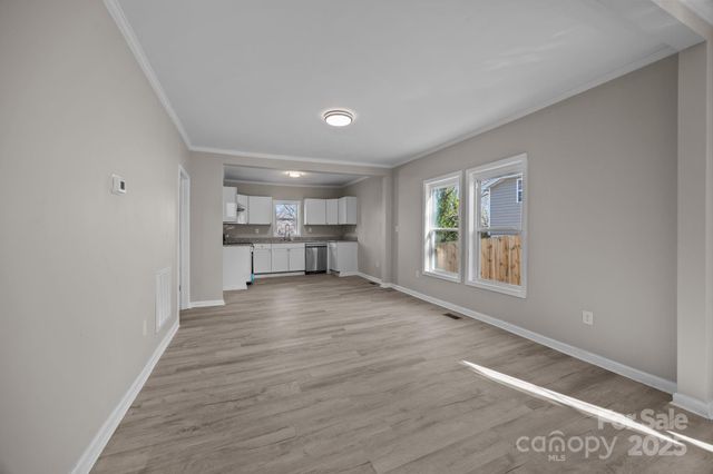 934 Cherry Street, Statesville, NC 28677