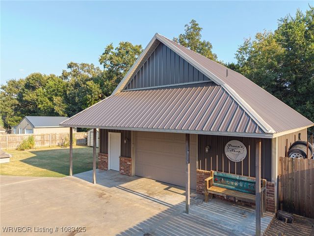 2917 Silver Maple Lane, Poteau, OK 74953