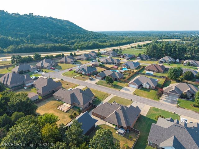 2917 Silver Maple Lane, Poteau, OK 74953