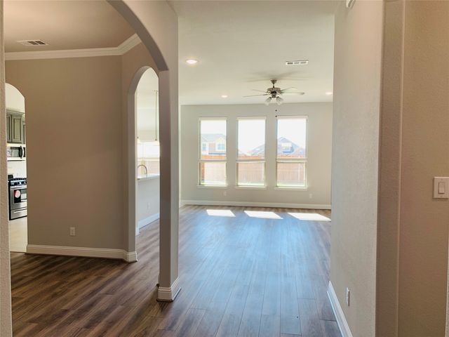 325 Delaford Drive, Forney, TX 75126