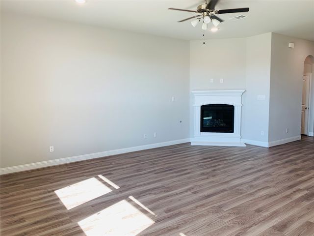 325 Delaford Drive, Forney, TX 75126