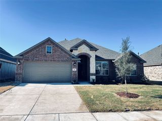 325 Delaford Drive, Forney, TX 75126