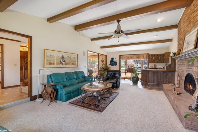 49708 Nautical Drive, Chesterfield, MI 48047