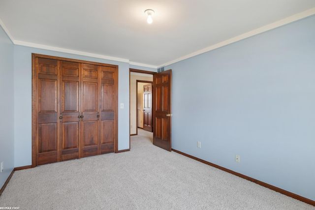 49708 Nautical Drive, Chesterfield, MI 48047