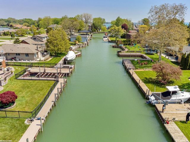 49708 Nautical Drive, Chesterfield, MI 48047