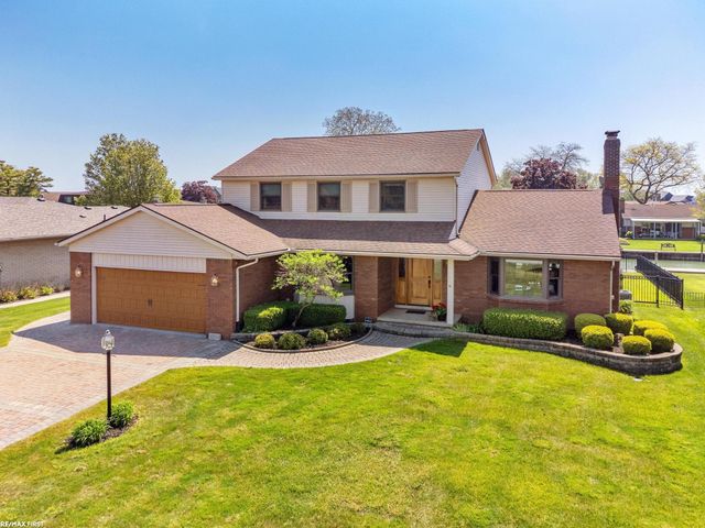 49708 Nautical Drive, Chesterfield, MI 48047