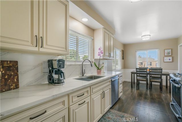 17304 Kingsbury, Granada Hills, CA 91344