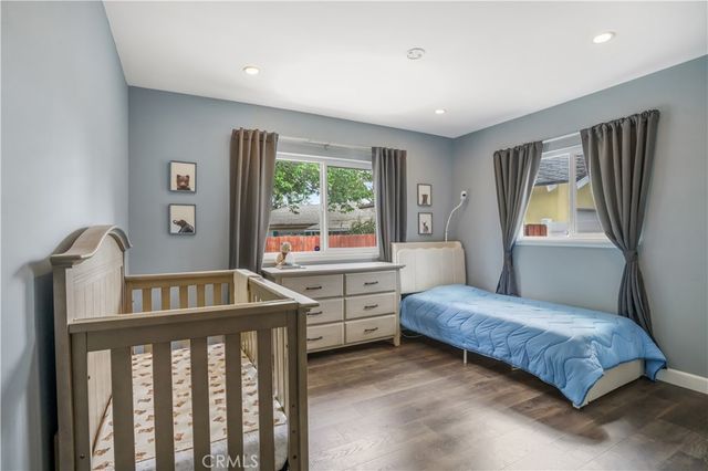 17304 Kingsbury, Granada Hills, CA 91344