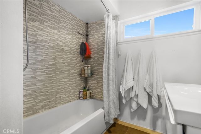 17304 Kingsbury, Granada Hills, CA 91344