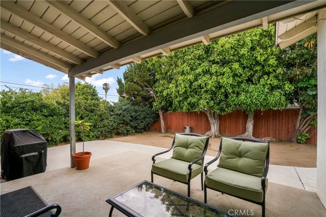 17304 Kingsbury, Granada Hills, CA 91344