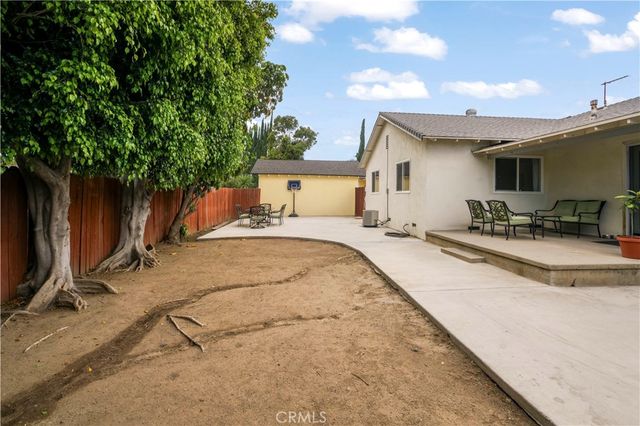 17304 Kingsbury, Granada Hills, CA 91344