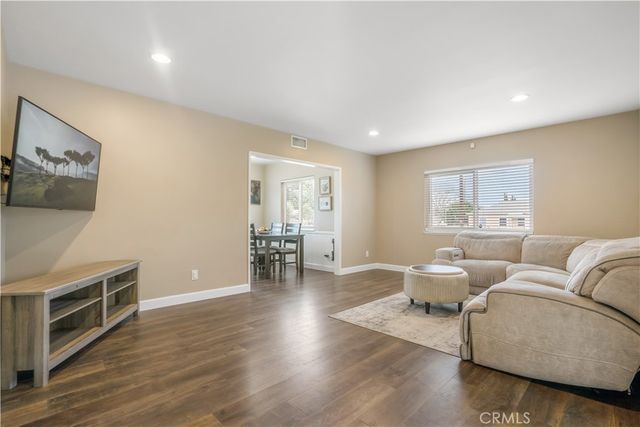 17304 Kingsbury, Granada Hills, CA 91344