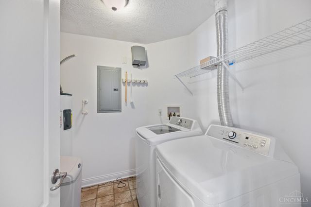 3244 Grand Falls Boulevard, Deerfield Twp., OH 45039