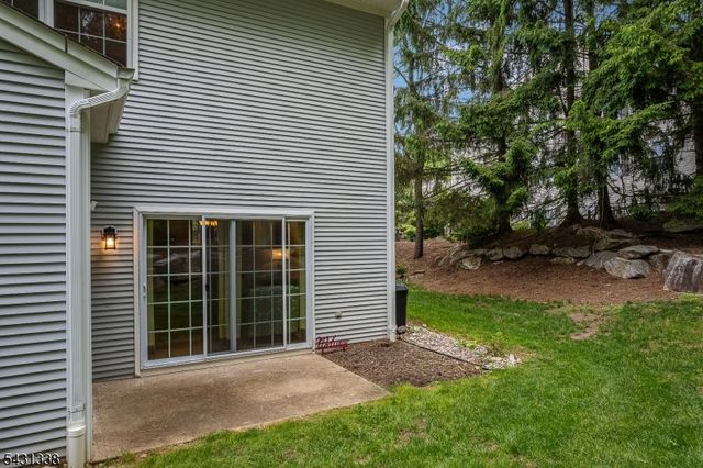 12 Brookside Ln, Mount Arlington Boro, NJ 07856