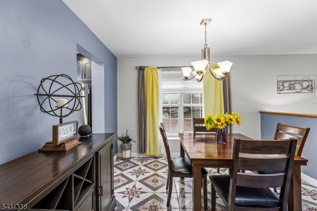 12 Brookside Ln, Mount Arlington Boro, NJ 07856