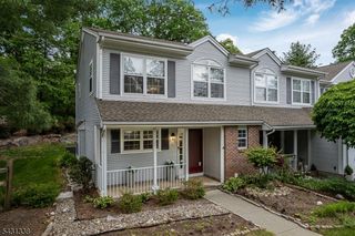 12 Brookside Ln, Mount Arlington Boro, NJ 07856