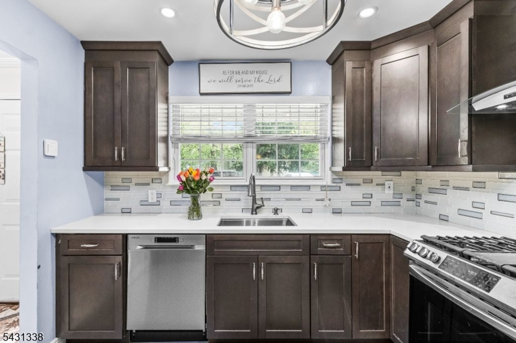 12 Brookside Ln, Mount Arlington Boro, NJ 07856 — photo 4