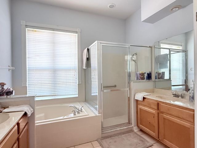 14208 CHARMONT COURT, Orlando, FL 32837