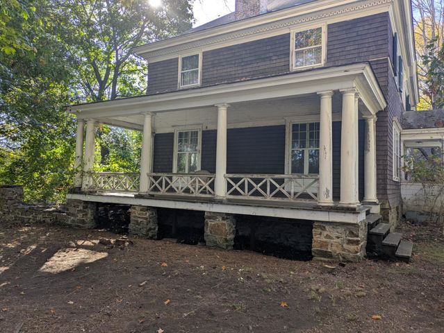 15 Bailey Avenue, Claremont, NH 03743