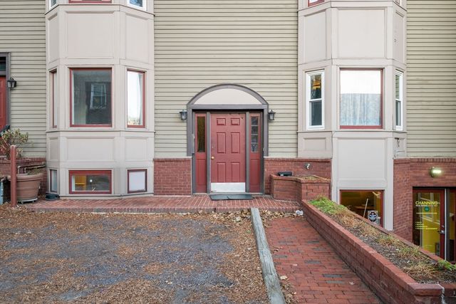 1776 Massachusetts Ave 2B, Cambridge, MA 02140