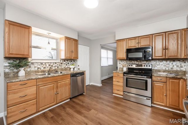 220 Anderson Lane, Belleville, IL 62221