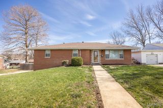 220 Anderson Lane, Belleville, IL 62221