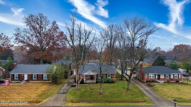 4312 Kinloch Rd, Louisville, KY 40207