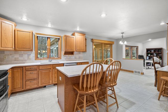 4029 Durango Street, Kalamazoo, MI 49048