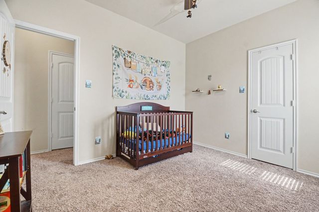 8909 Tenderfoot Lane, Aubrey, TX 76227