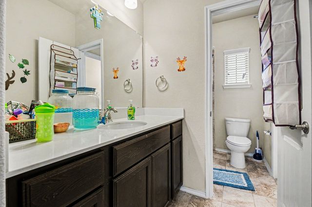 8909 Tenderfoot Lane, Aubrey, TX 76227