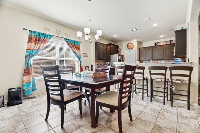 8909 Tenderfoot Lane, Aubrey, TX 76227