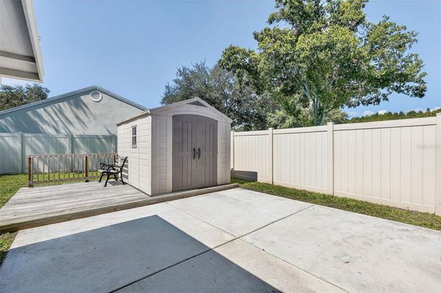 5388 BLACK PINE DRIVE, Tampa, FL 33624