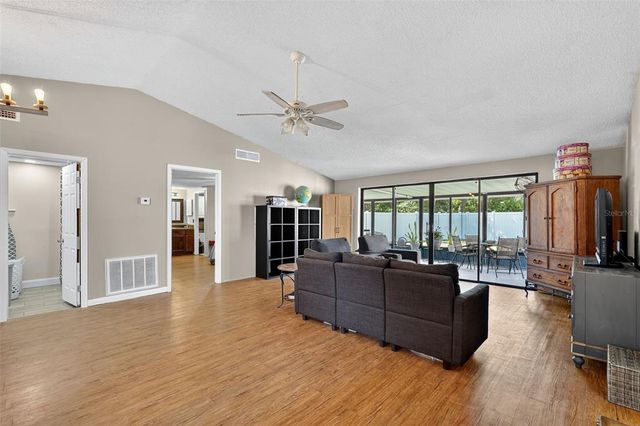 5388 BLACK PINE DRIVE, Tampa, FL 33624