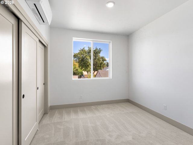 7694 N Montana Ave, Portland, OR 97217
