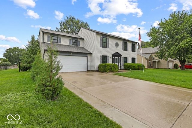 555 Hyannis Drive, Avon, IN 46123