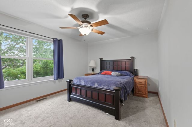 555 Hyannis Drive, Avon, IN 46123