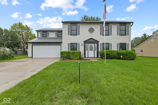 555 Hyannis Drive, Avon, IN 46123