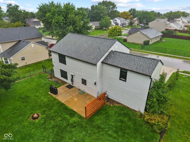 555 Hyannis Drive, Avon, IN 46123