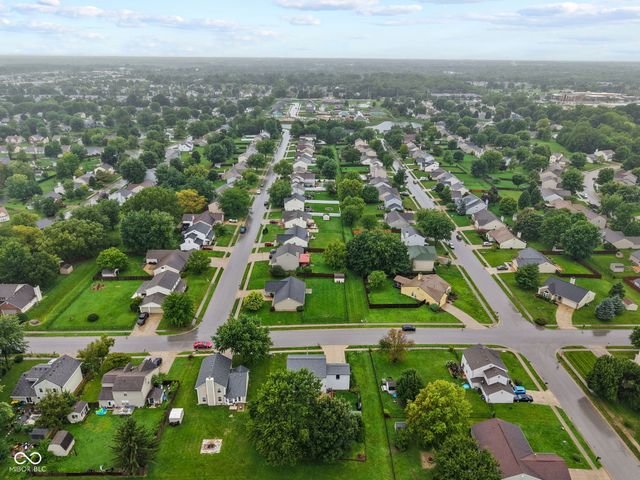 555 Hyannis Drive, Avon, IN 46123